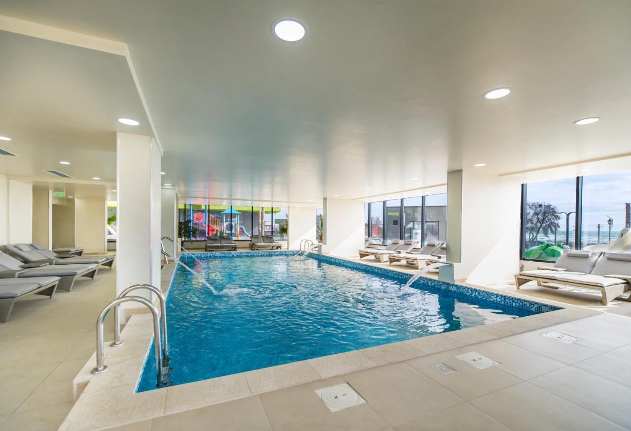 Vanilla Luxury Apartment Spa N Pool Beach Resort Navodari Luaran gambar